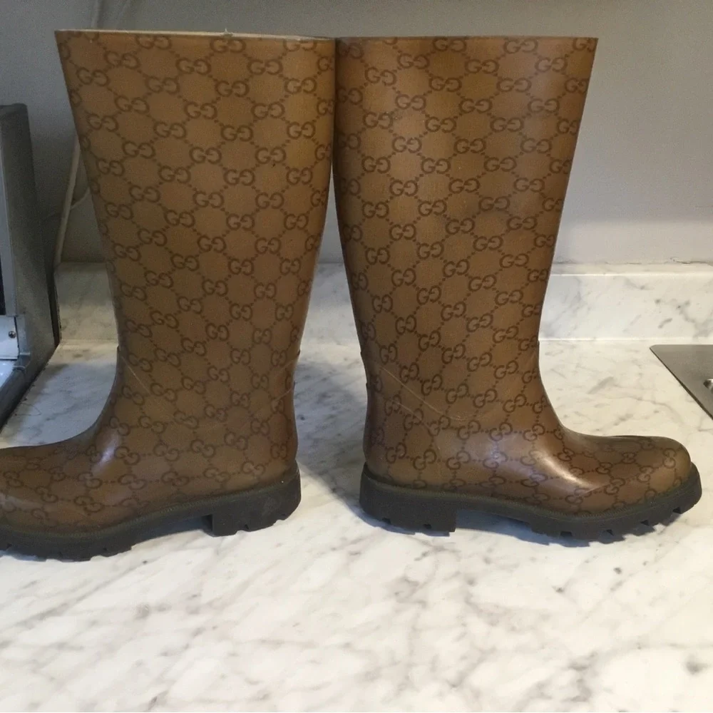 Authentic Gucci Brown Monogram Rain Boots for Women SZ 35